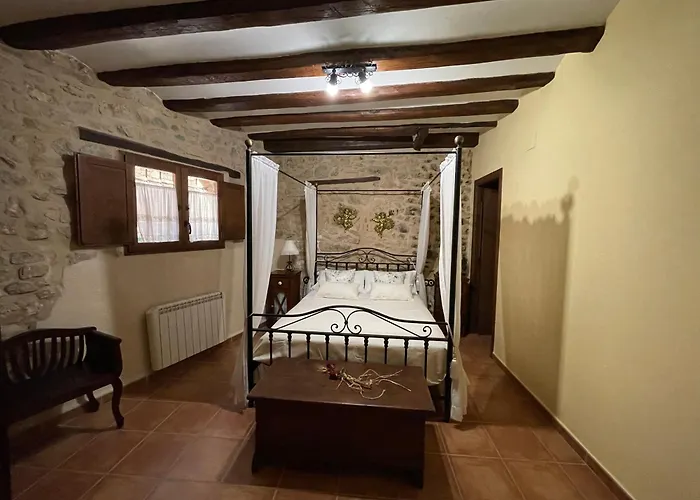 Casa Lidia - Antigua Real Lantställe Valderrobres